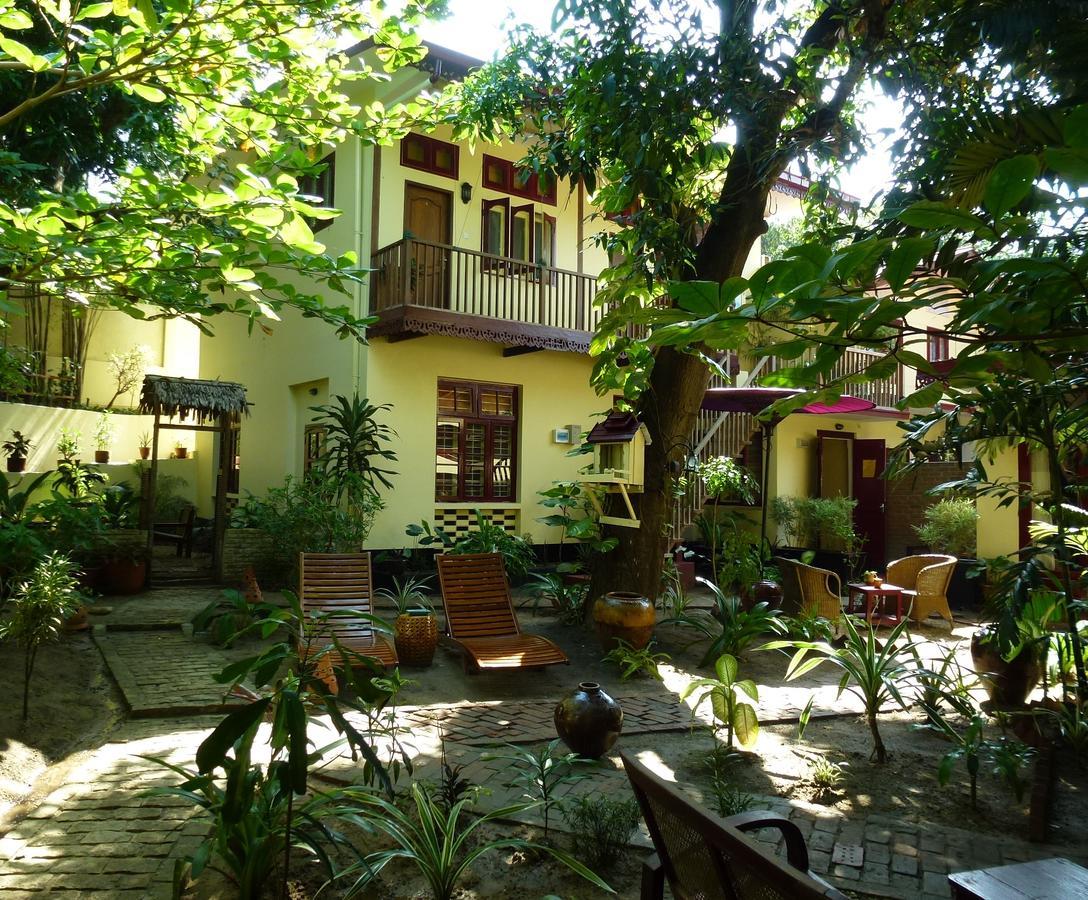 Alamanda Inn, Boutique Hotel And French Restaurant Yangon Dış mekan fotoğraf
