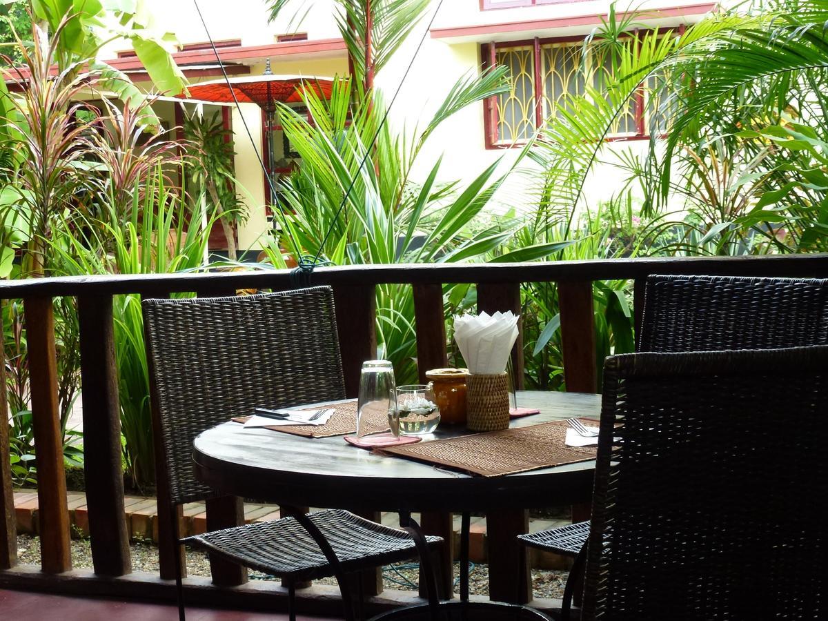 Alamanda Inn, Boutique Hotel And French Restaurant Yangon Dış mekan fotoğraf